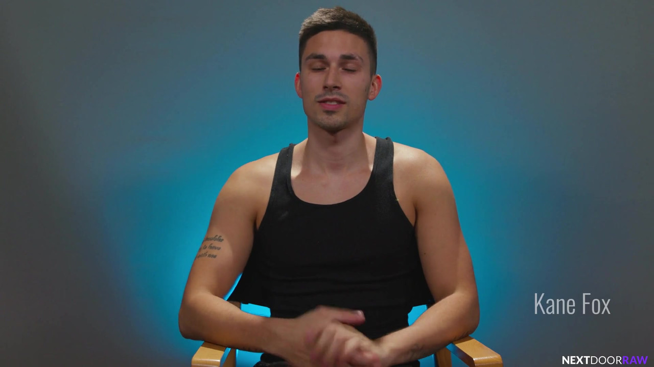 华丽的twnk性感翻转乱搞现实生活中的tatted BF大屁股