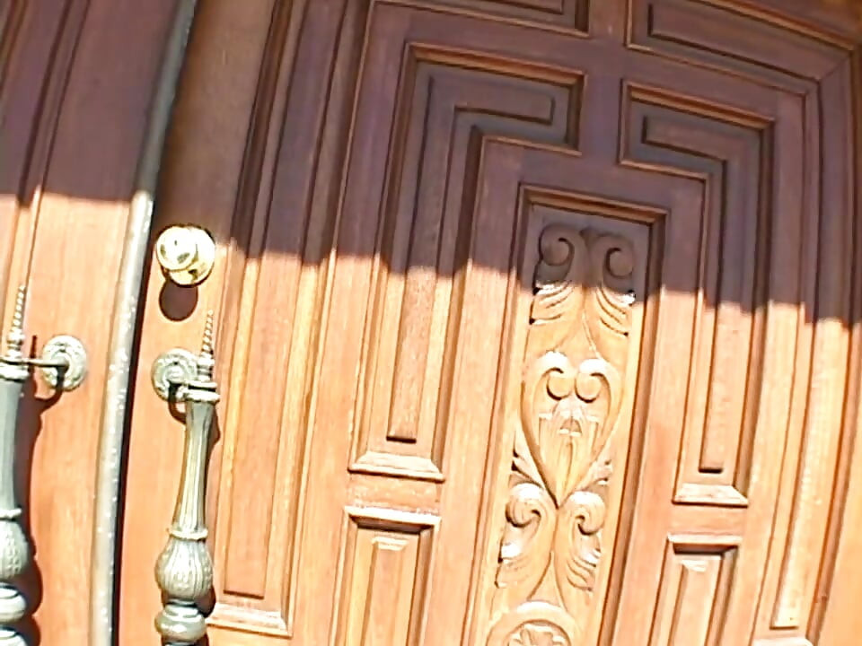 Country Chick Enjoys Her Anal Afternoon