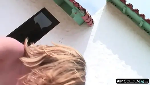 Wilder Outdoor-Sex mit geiler Blondine