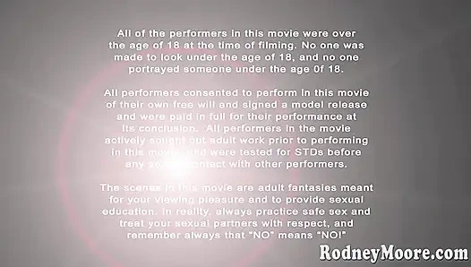 Riesentitten kimmie Kaboom tittenfick mit der muschi