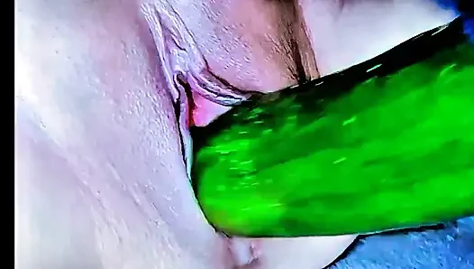 Miss Khalifa Dildoing With Mandingo Cucumber For Her Thirsty White Shaved Big Pussy