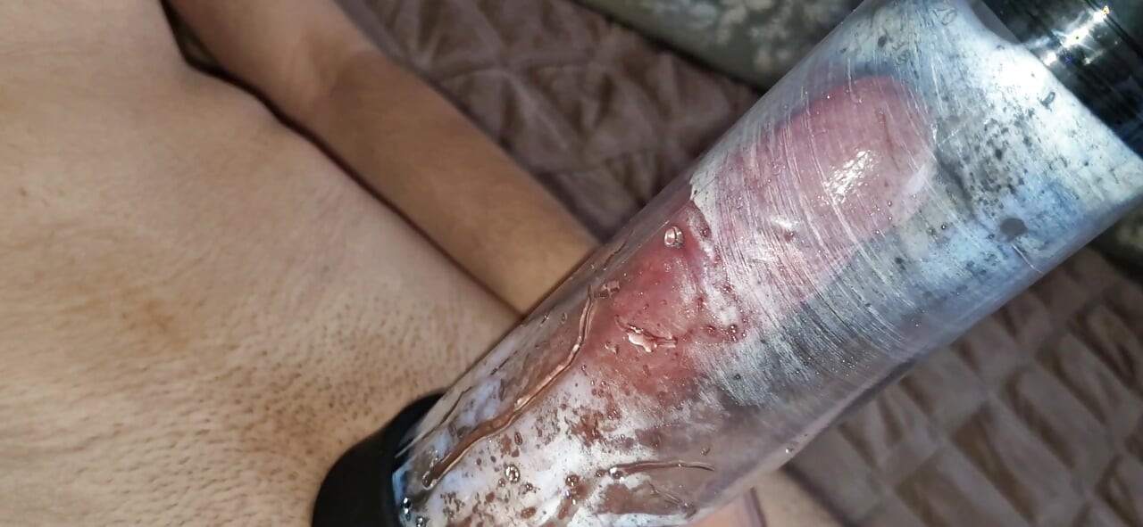 Leitosa maricas Femboy come porra com sua bunda lisa estreita do papai!