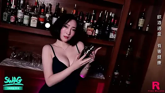 Azgın seksi Asyalı kızlar tek başına