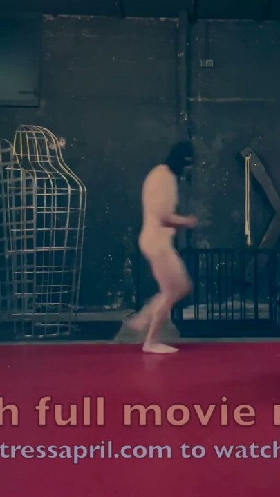 Dominatrix April - O Homeninho de Rosie | Clipe 3