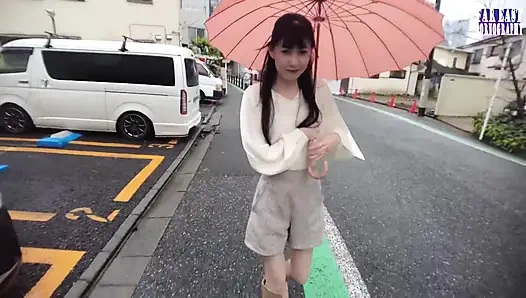 Cewek semok rambut hitam ini digodain sama teman kencan oralnya sampai oral berkali-kali bagian 1