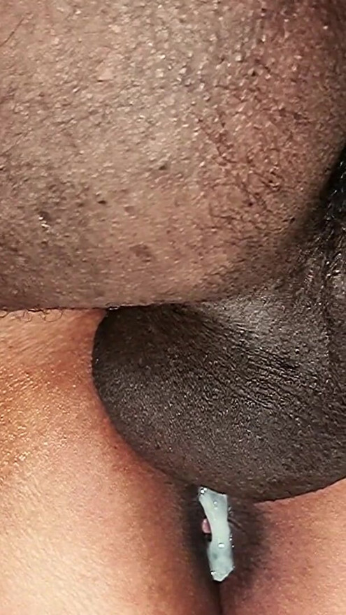 الزوج يمارس الجنس مع زوجته ويستمتع بنيك الكس. | مقطع 1