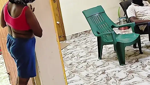 Брат и сестра, сводные сестры