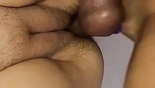 Lihat dari bawah aku meniduri istri bbwku