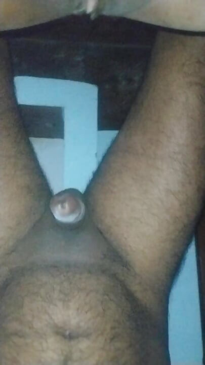 Desi hot bhabhi ki mast hokar apani chut ke chudai ke