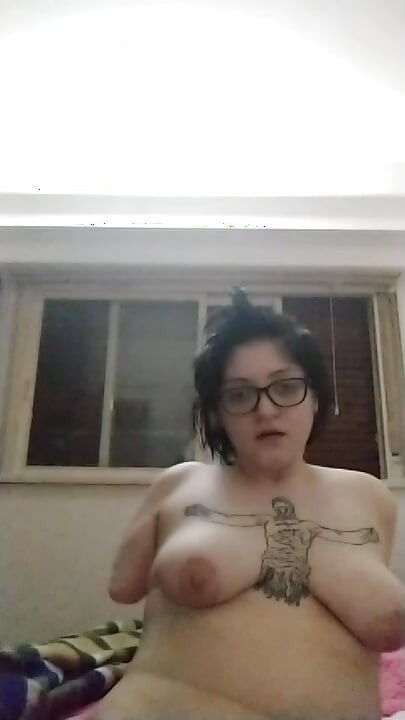 Amputado duplo se masturba para você