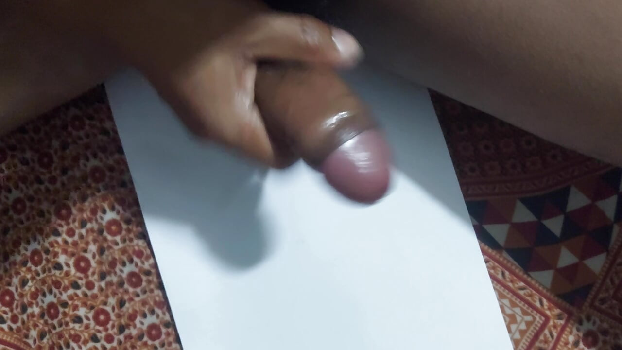 Vruća desi Indijka, potpuno gola masaža penisa uljem čineći tvrdo svršavanje s punjenjem završilo svršavanjem