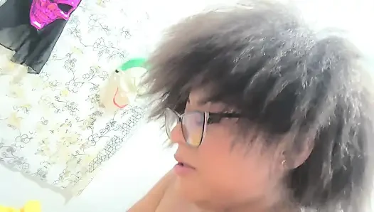 Пасынок надевает маску на Хэллоуин и трахает свою мачеху раком