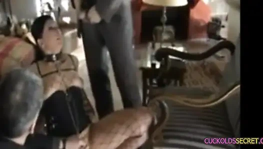 Cuckolds Secrets - Sissy beobachtet ehefrau zu dritt