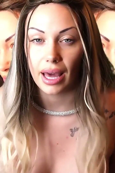 Especial brain fucking! You're going to be so horny from my perfect body and my magic words! Goon!