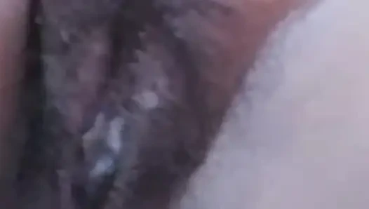 Desi bhabhi apni chut me ungli dal kar pani nikal rahi h...