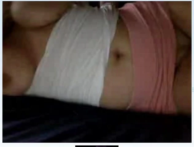 Chubby chick webcam dildo action