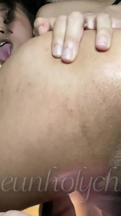 Snažan trenutak iz "PISS ON YOUR FACE POV 💦"