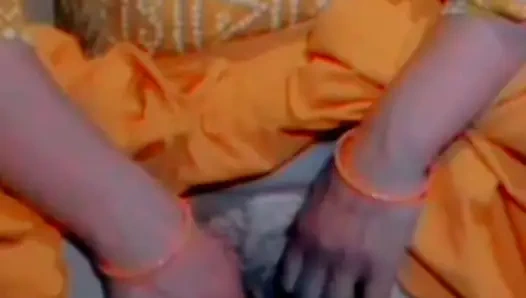 This young Desi girl has a dirty mind. She wants to surprise her lover after her first sex. The girl gets a dirty idea. He is not his own