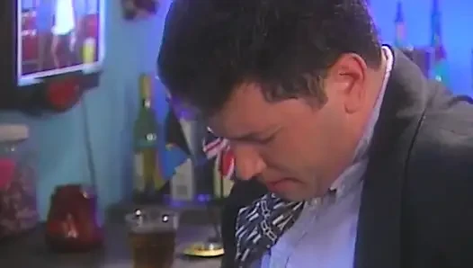 Retro Keras Sialan Pelacur Pirang