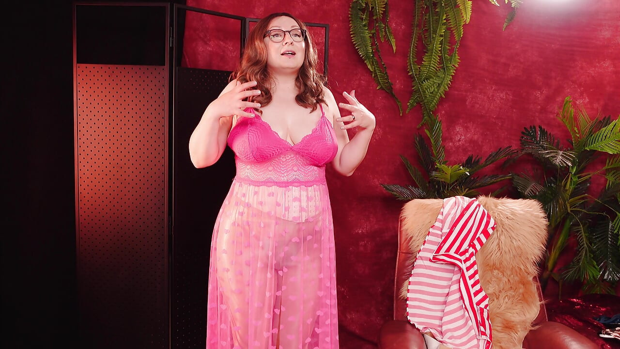 Try on Haul for Chubby MILF: Lace Lingerie Transparent Dress