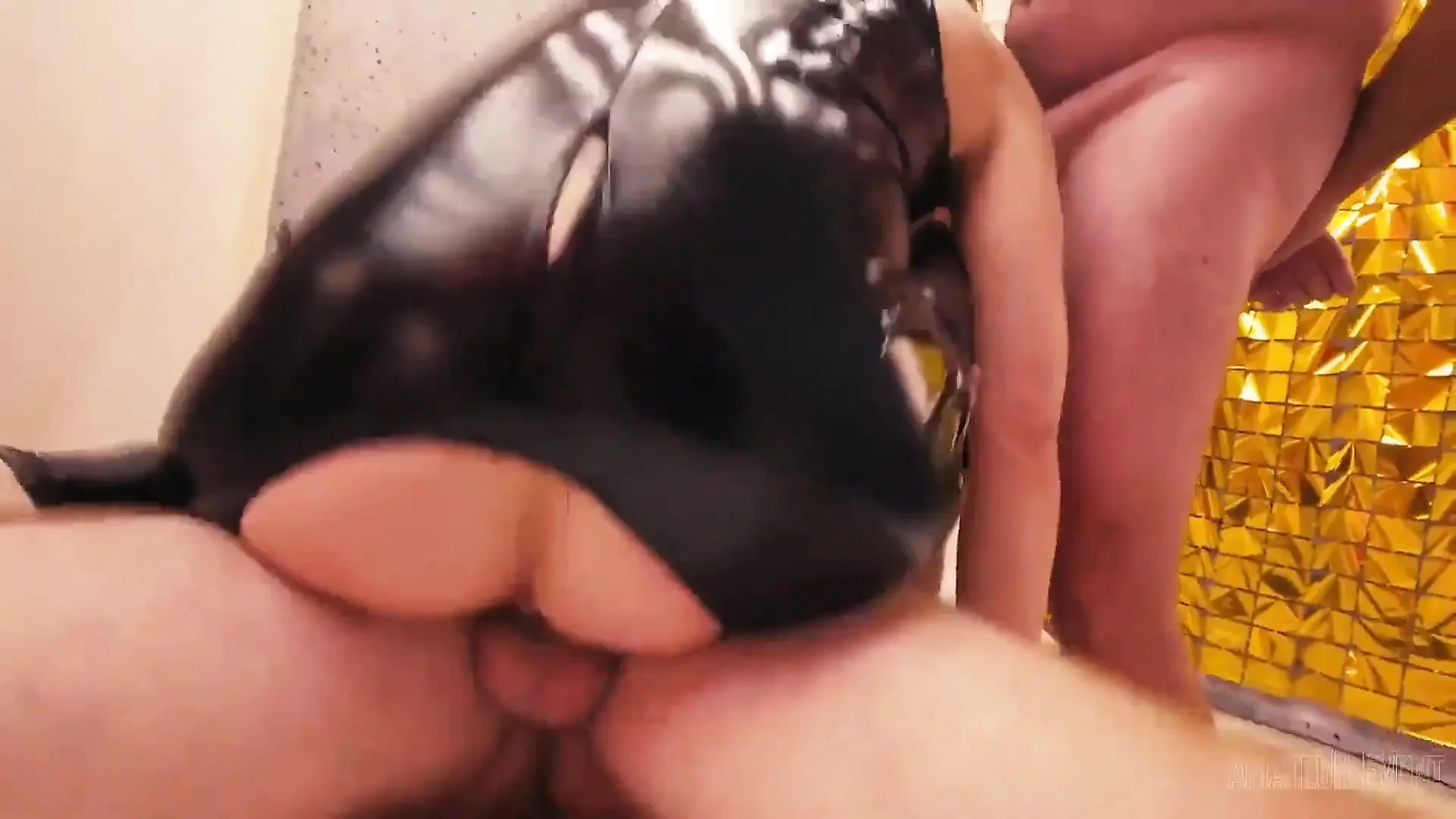 Nia Loxx Fucked the Asshole