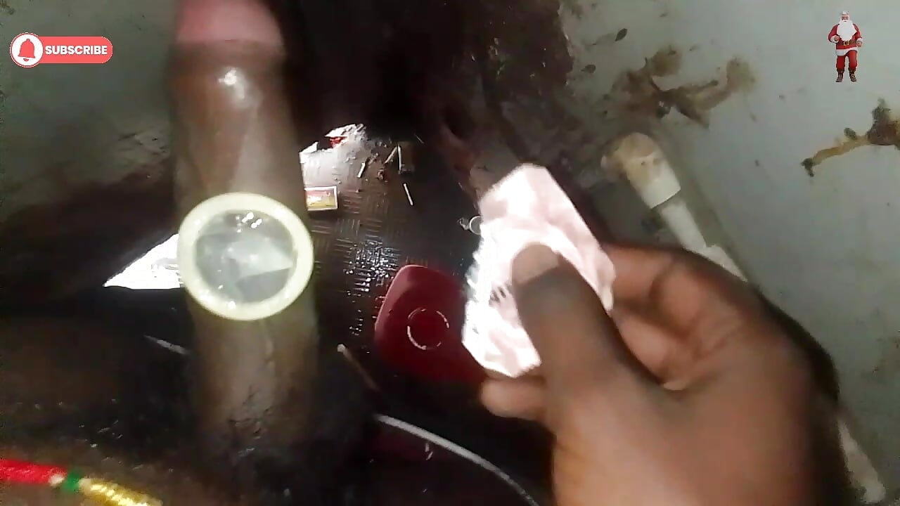 Masterbation hand job Indian boy Hindi video Pushpa bhabhi ki yad mein unko nahate hue dekh kar