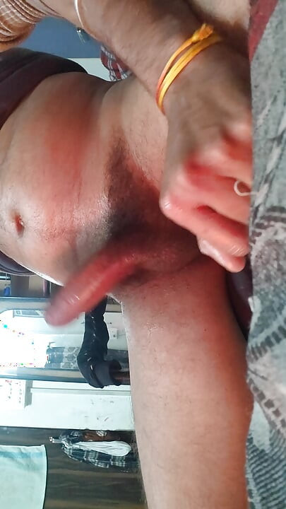 Lund ki massage  ki bahut sara oil lagakar