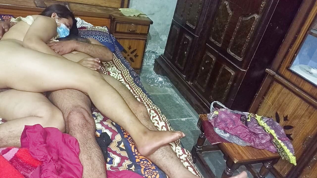Pakistańska Mix Mina Javed - Gorący seks w różnych pozycjach z cumshotem