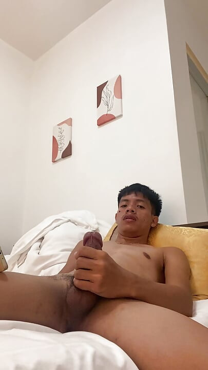 Filipino Twink Gets Hard, Jerking off to Explosive Cumshot