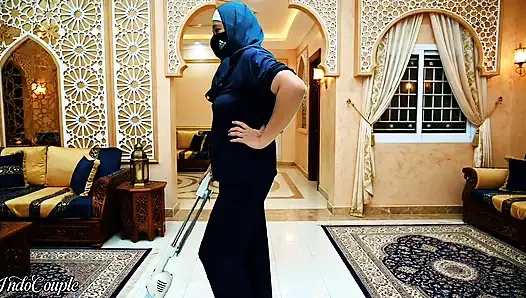 Muslim Hijab Enak bos Perawan Bandung pengen aku nyepong kontol kecil pembantu rumah tangga di Saudi