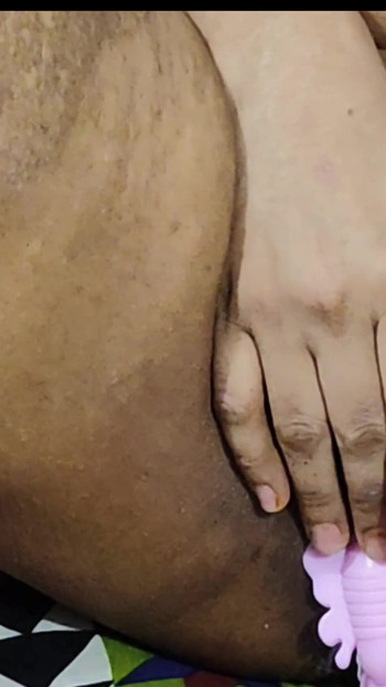 Detik meleleh rahang dari "Isteri saya bersendirian dan menikmati dengan dua jenis dildo satu dalam pantat kedua adalah pada pepek, ia indah"
