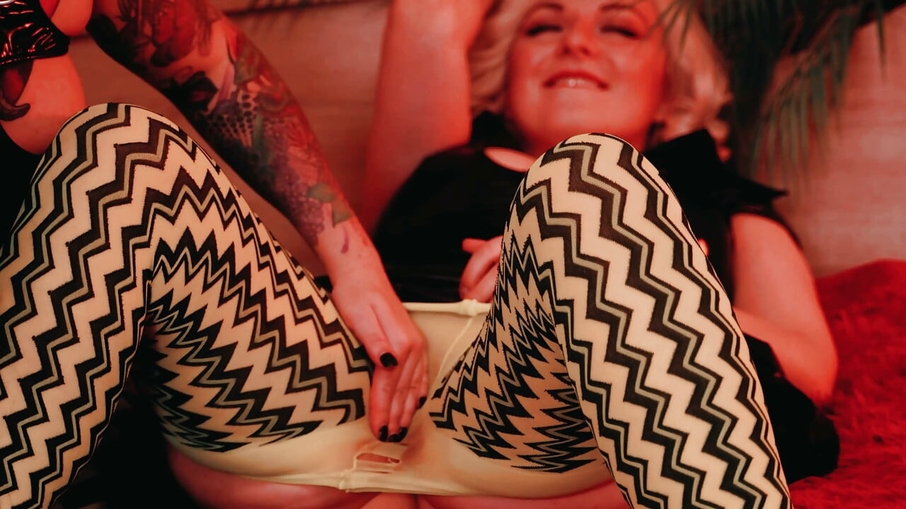 Curvy Lesbian Fetish Play - Blonde and Brunette Worship, Finger & Fuck in Full Fetish Gear