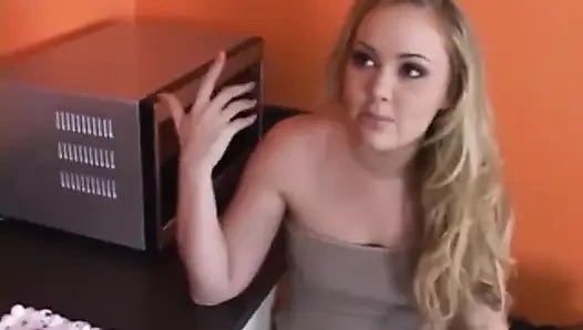 Amber Peach Fucking in the Kitchen with Her Big Ass