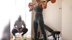 Una Healy barbell workout 01
