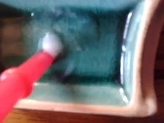 Compito: mangiare il proprio sperma con la paglia