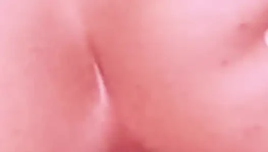 Memantul keras! Menunggangi dengan panik pada anggotanya yang keras.