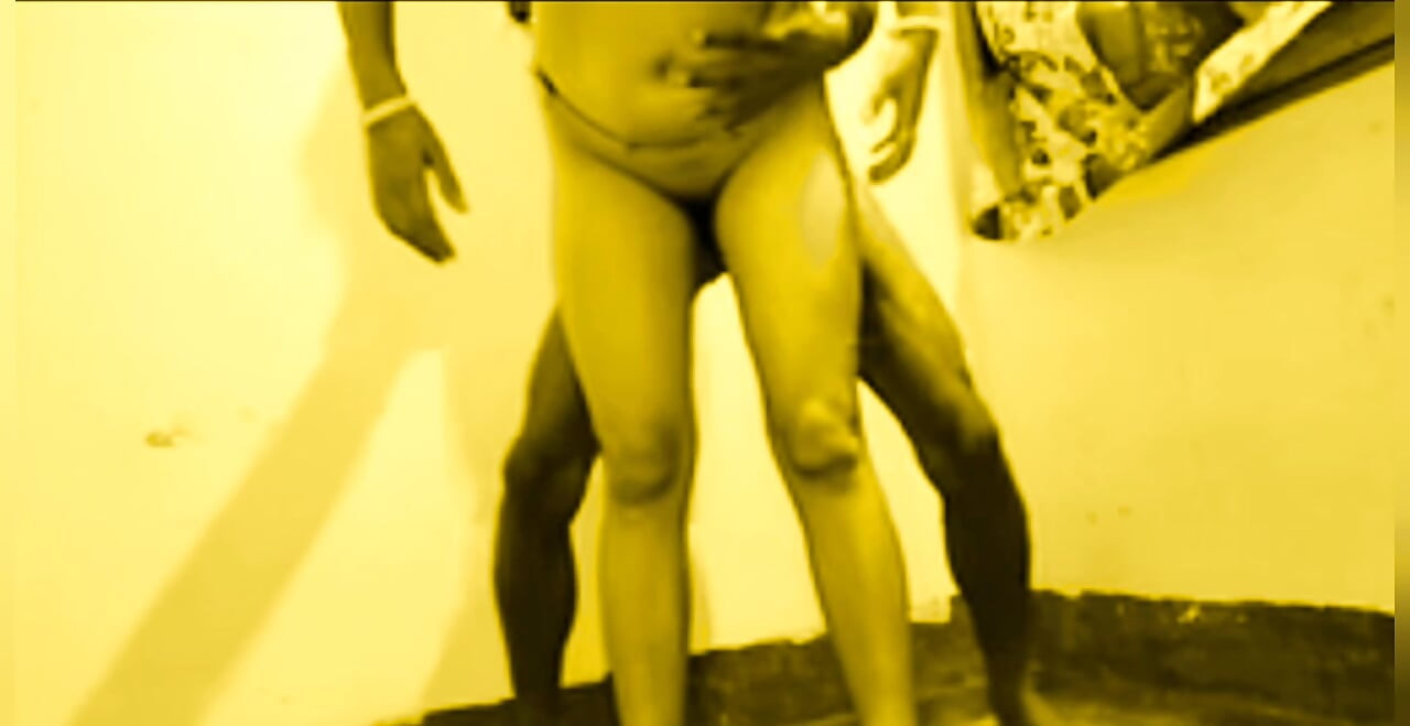 Hot Bhabi come neighbour home for Big black cock fuck..