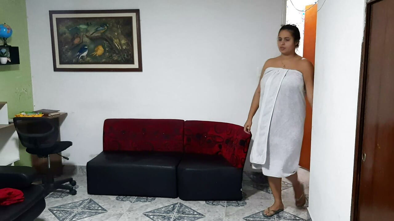 Stepsister you got wet and delicious pussy