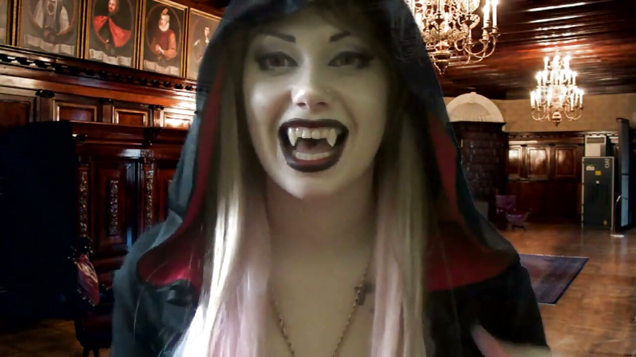 Farlig vampyr straffer og malker din pik