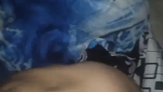 Auf allen vieren gefickt, latina
