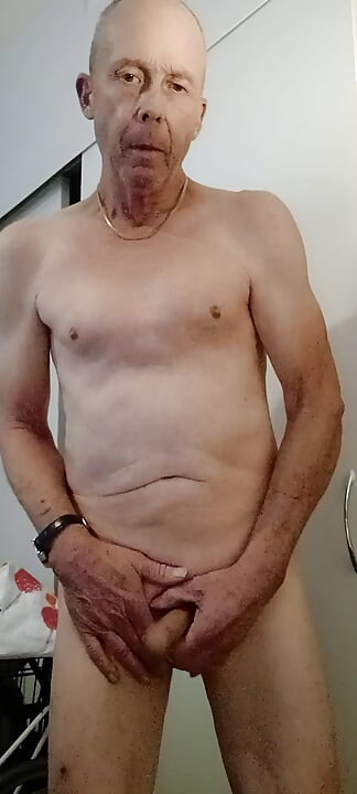 Man With Small Dick Jack's Off For Camera Asking You To Expose Him
