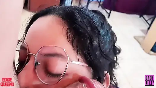 Gadis gym mesum ini terobsesi untuk mengendus kontolku babyluna939