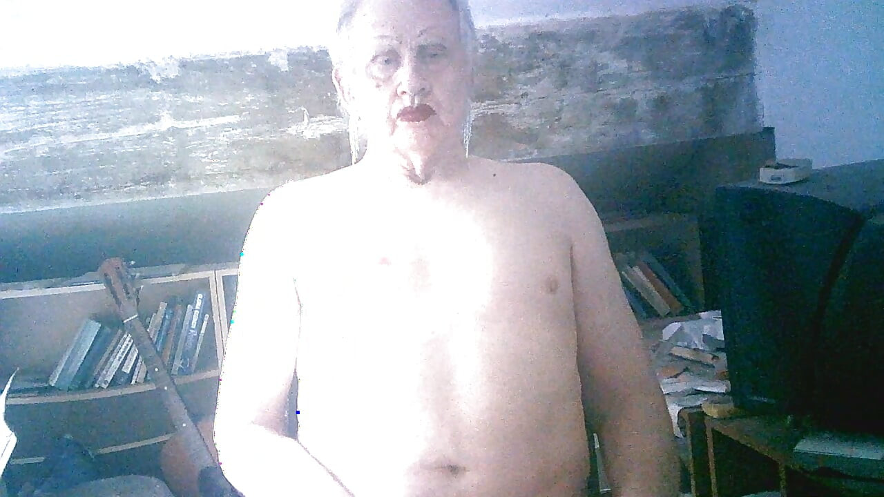 サラのファックピッグホモのスラットの完全な暴露、オナニー屈辱