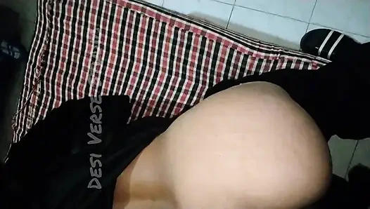 Юная дези бхабхи раком, киска и анальный трах, очень жесткий стоны