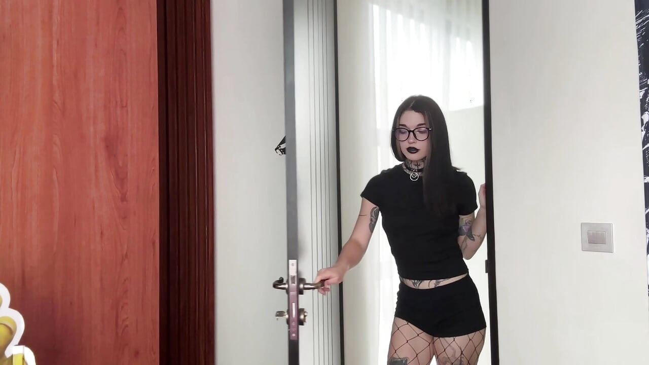 Gótica mamãe feminizada e peg you (anal joi, feminização, assplay, pegging) - Sammy Altham
