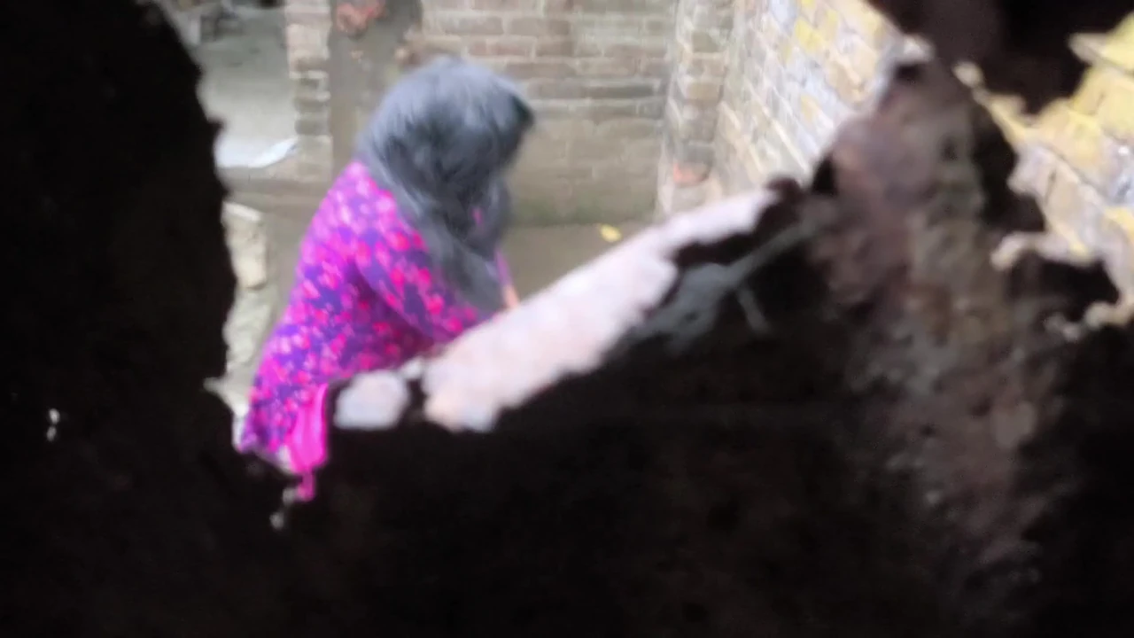 I see my step aunty and my step uncle taking a bath