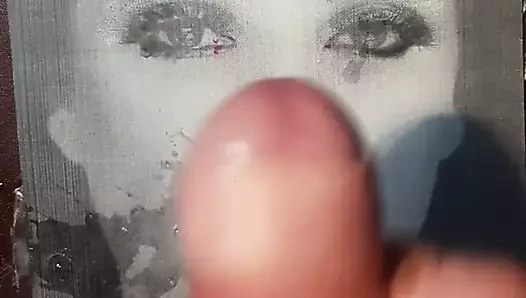 Bir çok arasında boşalmak için bir özel cumslut