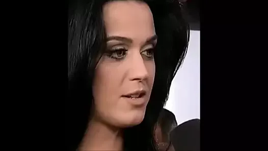 Katy Perry szarpie się przed wyzwaniem