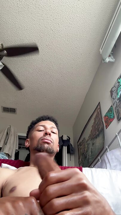 Devine atât de mare și mult după trezire!!