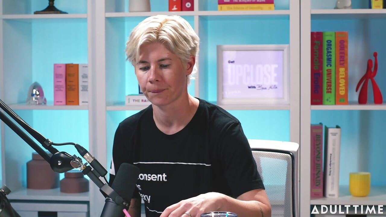 Exhibiționism cu Lilly Bell, sexting și abilitare | Podcast pentru adulți